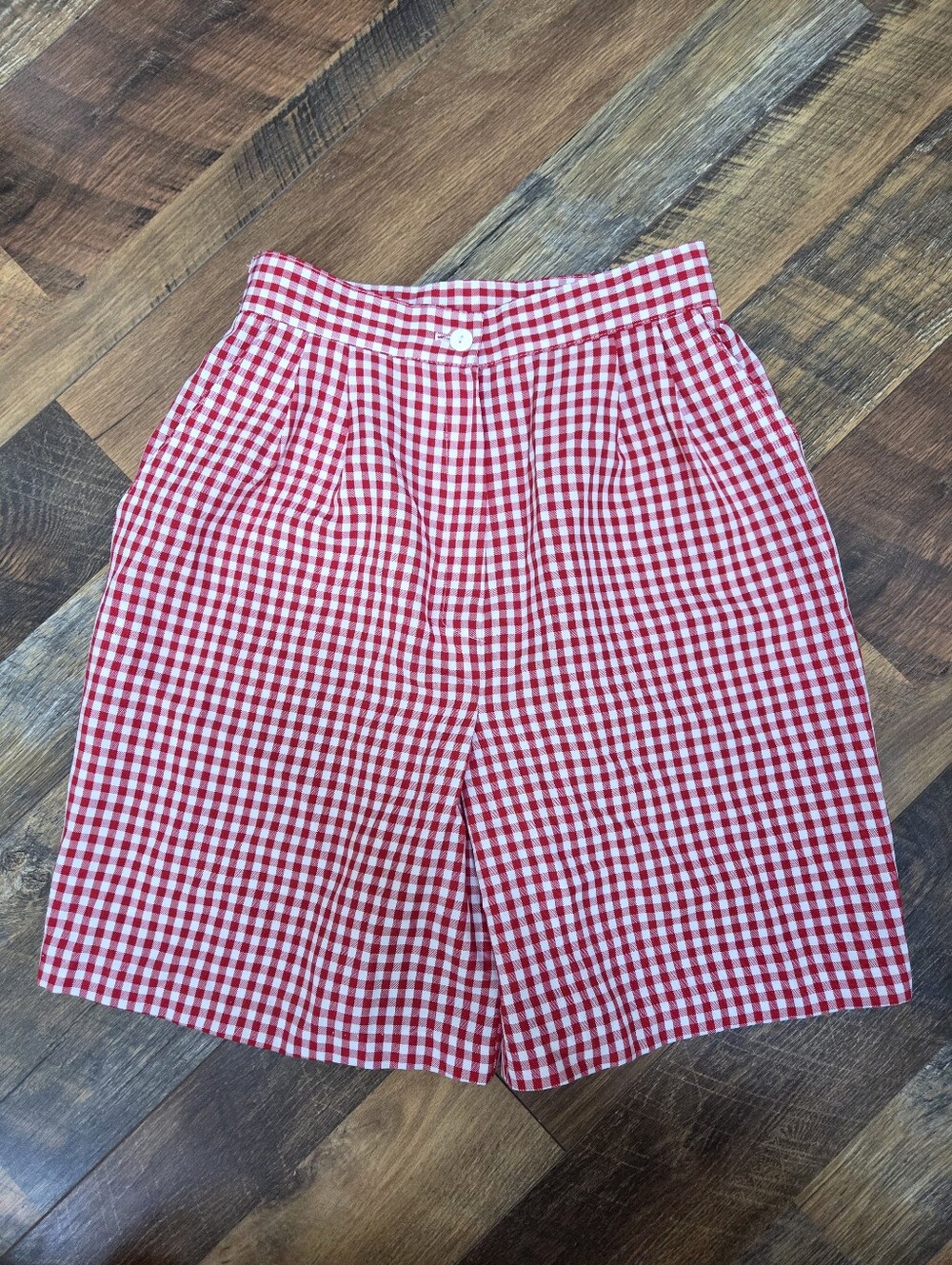 Vintage Requirements Red & White Gingham High Waist Shorts, Size 6 Petite